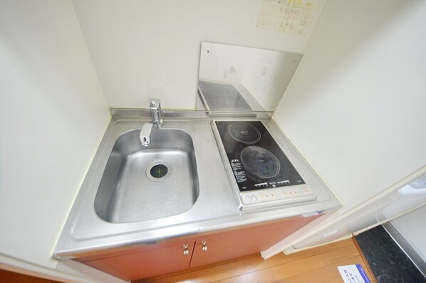 レオパレスブルースカイ 阿久和の物件内観写真